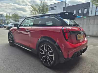 Mini Cooper S Pack JCW IV (F66) 2.0 204 COOPER JCW FINITION DKG7 (2025) - Foto 11