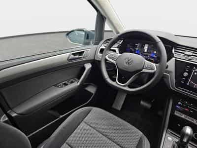 VW Touran 1.5 TSI 150 DSG Confortline 7 places (2026) - Foto 9