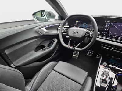 Audi A5 2.0 TSI 204 S-Tronic S-line (2025) - Foto 8