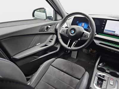 BMW 120 120 Auto M Sport (2025) - Foto 8