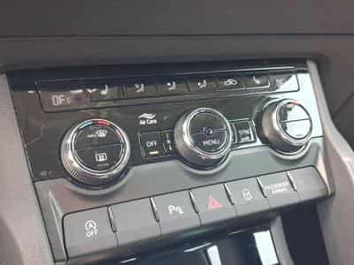 SKODA Karoq 1.5 TSI ACT 150ch Ambition DSG Euro6ap (2021) - Photo 12