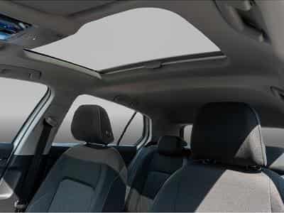 VW Golf (2025) - Photo 5
