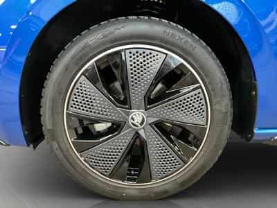 Skoda Scala Monte-Carlo+Led+Navi+DAB+Pano (2025) - Foto 8