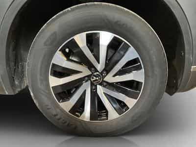 VW Touareg Elegance+V6+4M+Pano+AHK+Luft (2023) - Foto 8