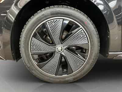 Skoda Scala Monte-Carlo+DSG+Pano+LED (2025) - Foto 8