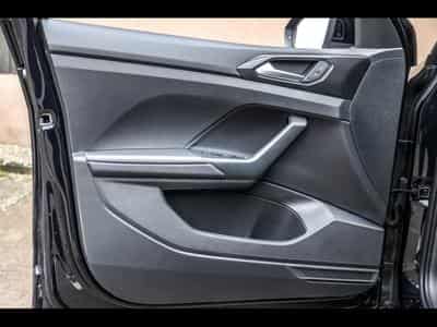 VW T-Cross 1.5 TSI 150 DSG R-LINE (2024) - Photo 8