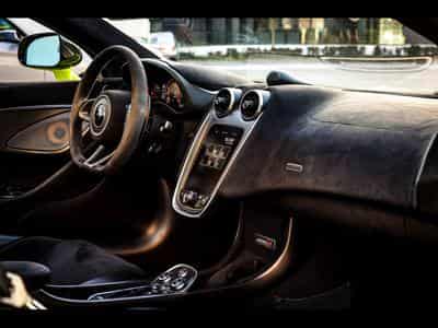 McLaren 600LT 3.8 V8 600 – PPF - LIME GREEN ELITE PAINT (2020) - Photo 10