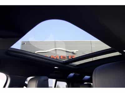 Land-Rover Defender 110 X-Dynamic HSE P400 AHK ACC Standh. 22" (2022) - Photo 8