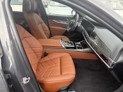 BMW M760 M760E XDRIVE (2026) - Photo 12