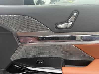 BMW M760 M760E XDRIVE (2026) - Photo 14