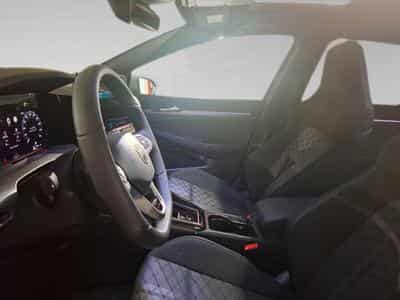 VW Golf Golf VIII R-Line (2026) - Photo 7