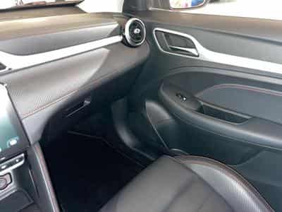 MG ZS 1.0 T-GDi AT LUXURY (2026) - Photo 9