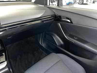 MG MG4 STANDARD (2026) - Photo 9