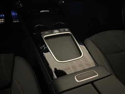 Mercedes A 200 1.3 hatchback AMG EDITION (2026) - Photo 9