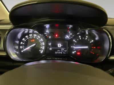 Citroën C3 1.5 BlueHDi 100 S&S (2024) - Photo 2