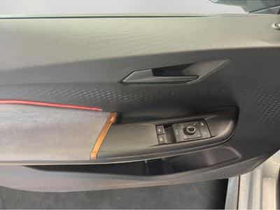 Cupra Born (2025) - Photo 10