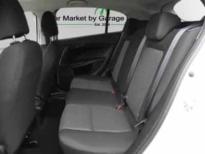 Fiat Tipo STREET 1.4 16V 95PS (2019) - Photo 11
