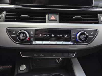 Audi A4 TDI AVANT S-TRONIC 163CV (2020) - Photo 13