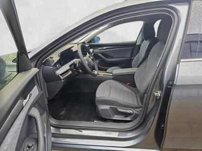 Skoda Superb 2.0 TDI 110 kW Selection (2026) - Photo 9