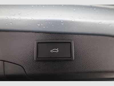 VW Passat Variant 2.0 TDI 142 kW 4Motion R-Line (2026) - Photo 14