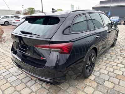 Skoda Octavia RS 2,0 TSI (2026) - Photo 6
