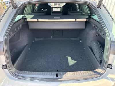 Skoda Octavia RS 2,0 TSI (2026) - Photo 11