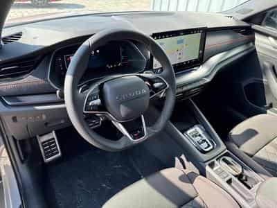 Skoda Octavia RS 2,0 TSI (2026) - Photo 8