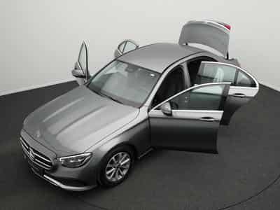 Mercedes E 300 Avantgarde Multi+360°+Memo+Totw (2021) - Foto 12