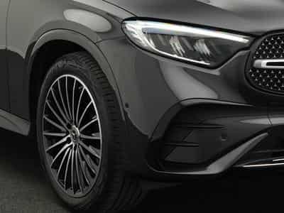 Mercedes GLC 200 4M AMG-Line Cpe LED+Pano+360°+MBUX (2025) - Photo 7
