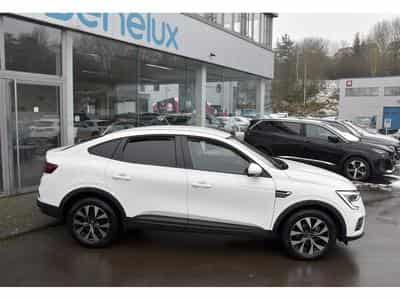 Renault Arkana 1.6 E-TECH HEV ZEN EDC LANE GPS CAM ATT RMQ 1° MAIN (2023) - Photo 3