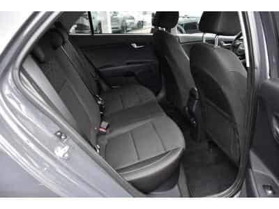 Kia Rio 1.0T 100pk/cv 7-DCT PULSE GPS CAM 1° MAIN (2023) - Foto 8