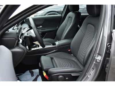 Mercedes A 180 CDI Progressive 8G-DCT CUIR GPS LANE CAM 1° MAIN (2024) - Foto 6