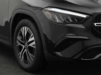 Mercedes GLA 180 d Progressive LED+Kamera+Night+MBUX (2025) - Photo 7