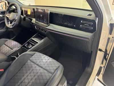 VW Tiguan R-Line 1.5 eTSI 110KW-150CV DSG7 - Garantie 5 ans / 100 000 (2024) - Photo 10