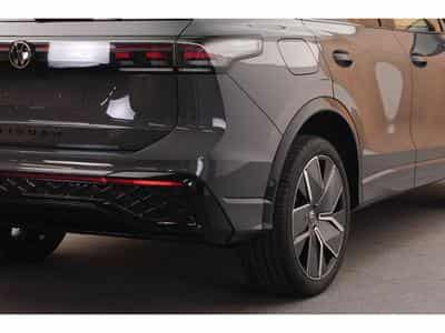 VW Tiguan R-Line 2.0 TDI 4Motion 142KW-193CV DSG7 - Attelage - DCC+ - (2025) - Foto 15