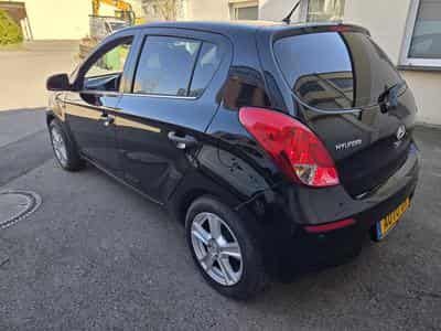 Hyundai i20 1.1 CRDI 75 CV Garantie 12 Mois (2012) - Foto 4