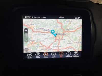 Jeep Renegade 1.3 Turbo T4 190 4xe ATX Blue Edition (2022) - Photo 3