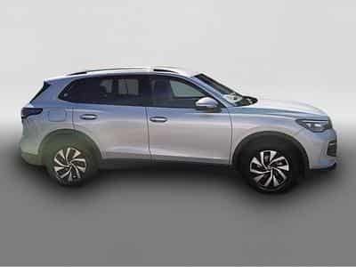 VW Tiguan (2025) - Foto 8