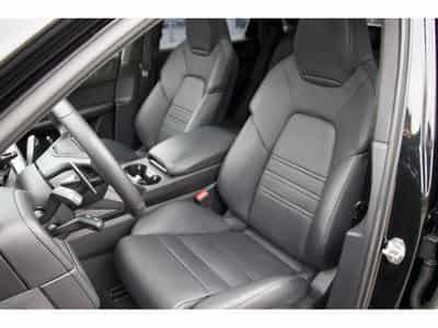 Porsche Cayenne GTS Coupe InnoDrive HUD AHK HA-Lenkung 18-Wege (2024) - Photo 6