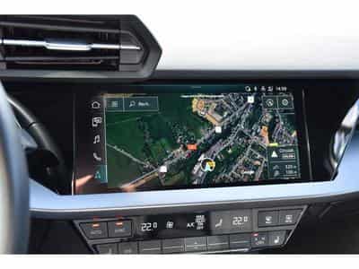 Audi A3 Sportback 40 TFSIe PHEV S-Tronic REGUL GPS LANE PARK 1° MAIN (2024) - Photo 10