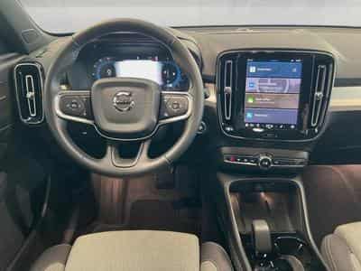 Volvo XC40 Plus Dark (2024) - Photo 12