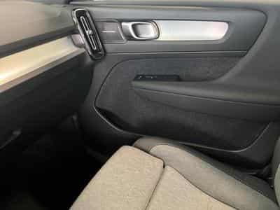 Volvo XC40 Plus Dark (2024) - Photo 13