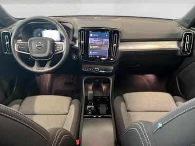 Volvo XC40 Plus Dark (2024) - Photo 7