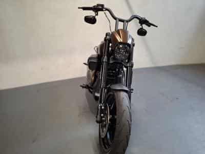 Harley-Davidson FXDR 114 FXDRS Club Style (2019) - Photo 4