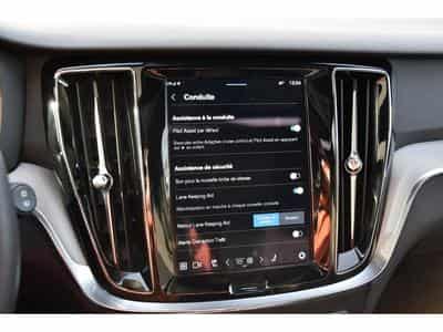 Volvo V60 2.0 B4 Plus Dark Geartronic CUIR MEMO PANO CAM360 HARMAN 1°M (2025) - Foto 14