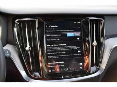 Volvo V60 2.0 B4 Plus Dark Geartronic CUIR MEMO PANO CAM360 HARMAN 1°M (2025) - Foto 15