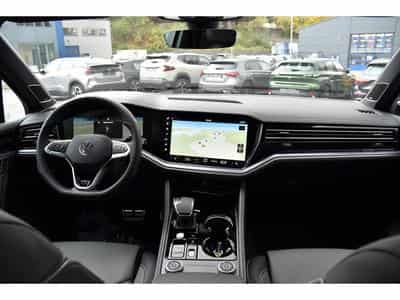 VW Touareg 3.0 TDI 4Motion R-Line Tip. SUSP PNEU PANO CUIR MEMO CHFF AD (2025) - Foto 10