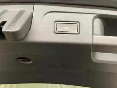 VW Touran Comfortline 1.5 TSI DSG7 110kW-150CV - 7 Places - Attelage - (2026) - Foto 14