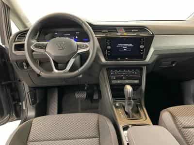 VW Touran Comfortline 1.5 TSI DSG7 110kW-150CV - 7 Places - Attelage - (2026) - Foto 8