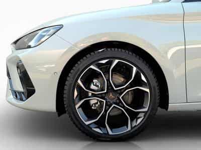 Cupra Leon e-TSI (2026) - Photo 8